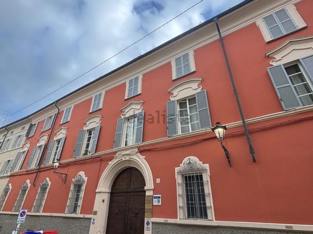 Appartamento in vendita di 200 m² in Borgo della Posta, 12