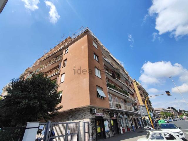 Appartamento in vendita di 200 m² in Circonvallazione Aurelia, 129