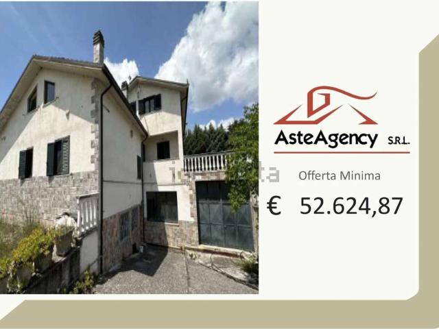 Appartamento in vendita di 200 m² in Contrada Colli