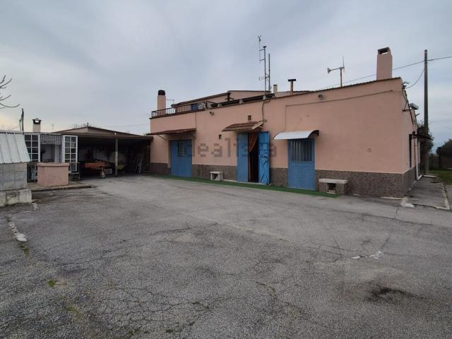 Appartamento in vendita di 200 m² in Contrada da Fazioli