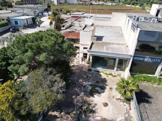 Appartamento in vendita di 200 m² in Contrada Fusella, 444