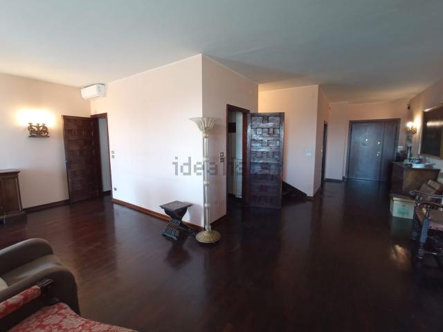 Appartamento in vendita di 200 m² in Corso Vittorio Emanuele II