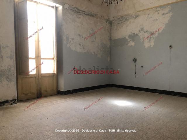 Appartamento in vendita di 200 m² in Corso dei Mille, 166