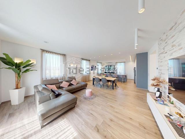 Appartamento in vendita di 200 m² in Largo de Carolis, 6