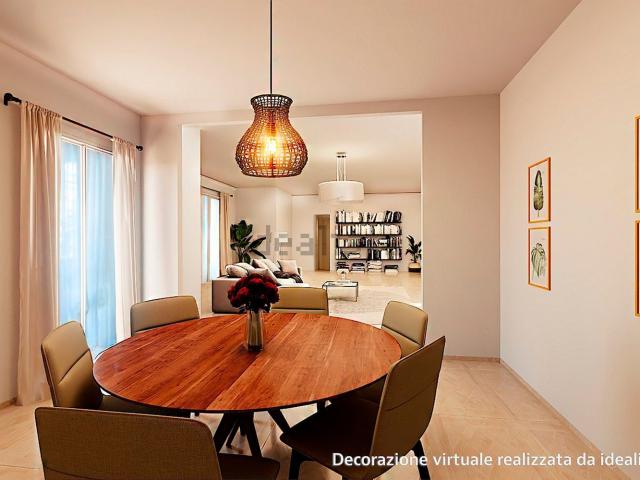 Appartamento in vendita di 200 m² in Piazza de Angeli Ernesto
