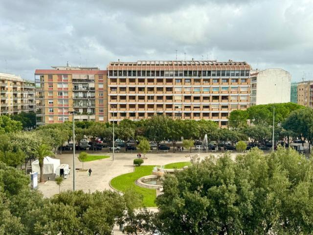 Appartamento in vendita di 200 m² in Piazza Mazzini Giuseppe, 72