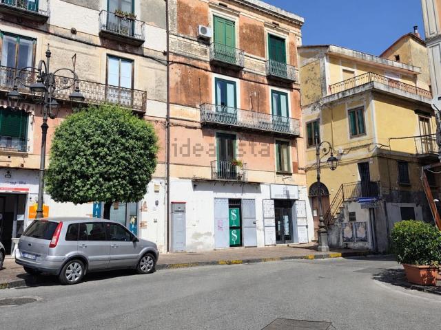 Appartamento in vendita di 200 m² in Piazza Umberto I