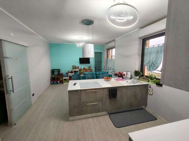 Appartamento in vendita di 200 m² in Piazza Vittorio Bellotti, 14