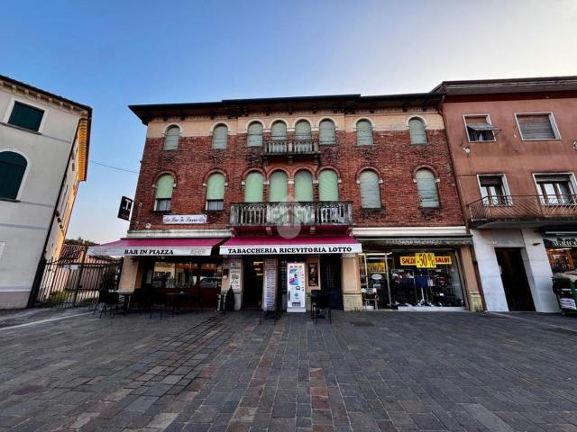 Appartamento in vendita di 200 m² in Piazza Vittorio Emanuele