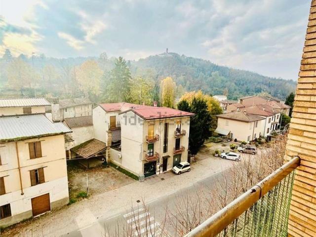 Appartamento in vendita di 200 m² in Strada Provinciale 107, 48