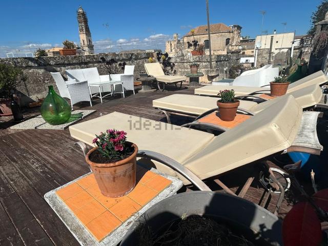 Appartamento in vendita di 201 m² in Via Andrea Vignes, 2