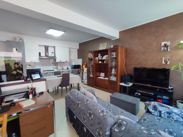 Appartamento in vendita di 201 m² in Via Francesco Crispi