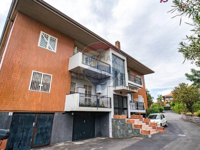 Appartamento in vendita di 201 m² in Via Sebastiano Catania, 137