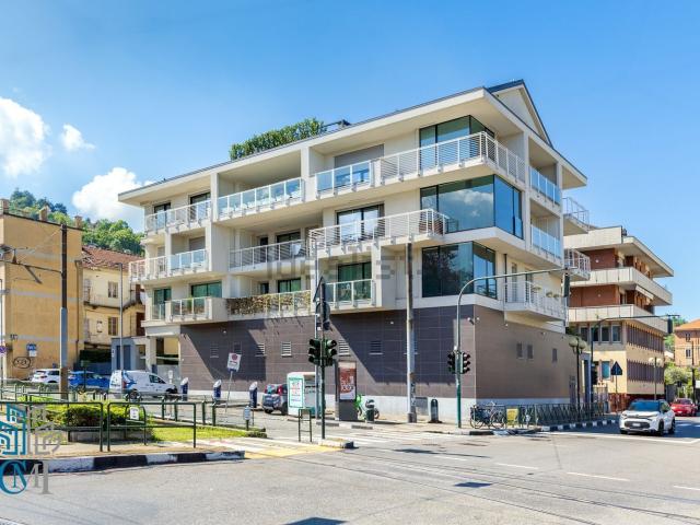 Appartamento in vendita di 201 m² in Piazza Hermada, 2