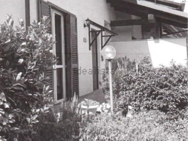 Appartamento in vendita di 202 m² in Via C. Pavese