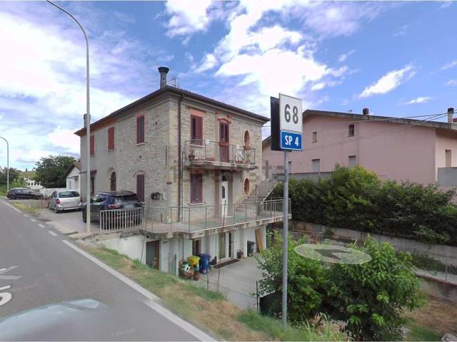 Appartamento in vendita di 202 m² in Via Andrea Costa, 96
