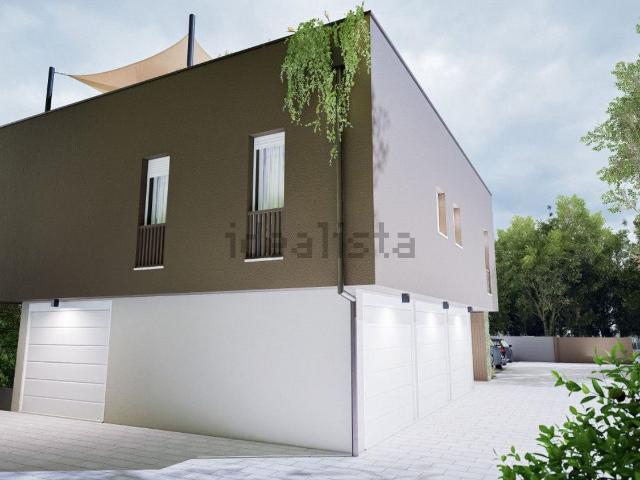 Appartamento in vendita di 202 m² in Via Giovanni Conversini