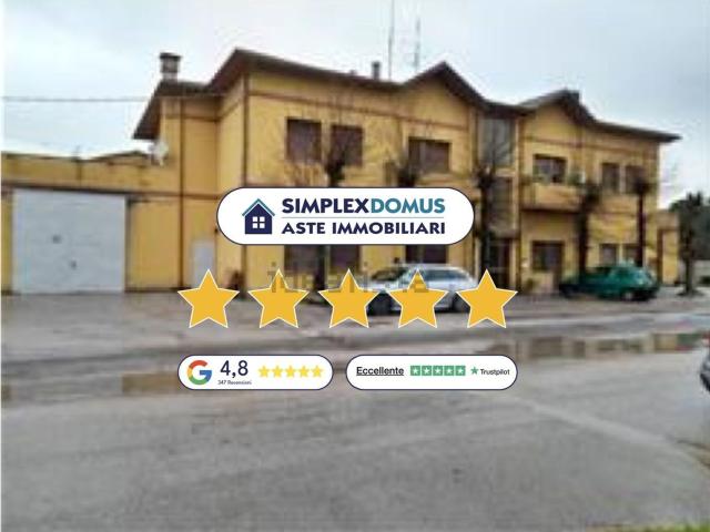 Appartamento in vendita di 202 m² in Via degli Orciari