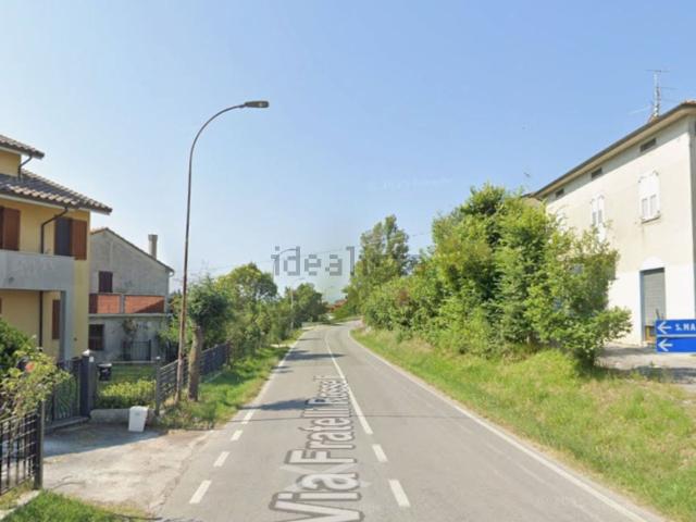 Appartamento in vendita di 202 m² in Via Fratelli Rosselli