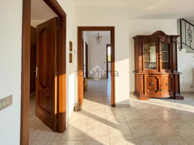 Appartamento in vendita di 202 m² in Via San G. Bosco