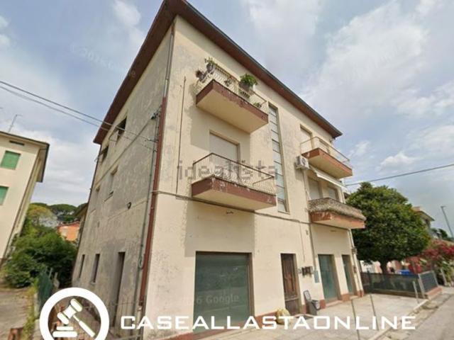 Appartamento in vendita di 202 m² in Via Piemonte