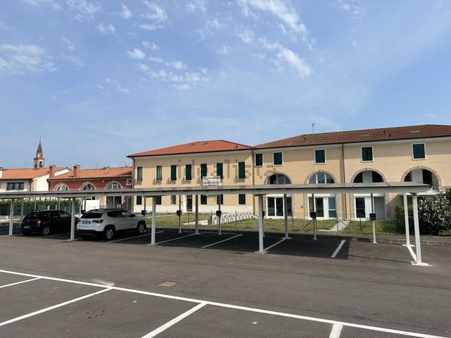 Appartamento in vendita di 202 m² in Via Roma