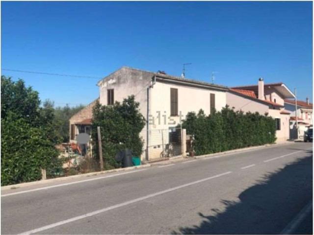 Appartamento in vendita di 202 m² in Contrada Fonteschiavo