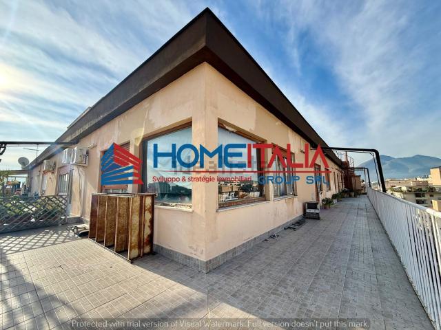 Appartamento in vendita di 203 m² in Via Ciullo D&apos Alcamo