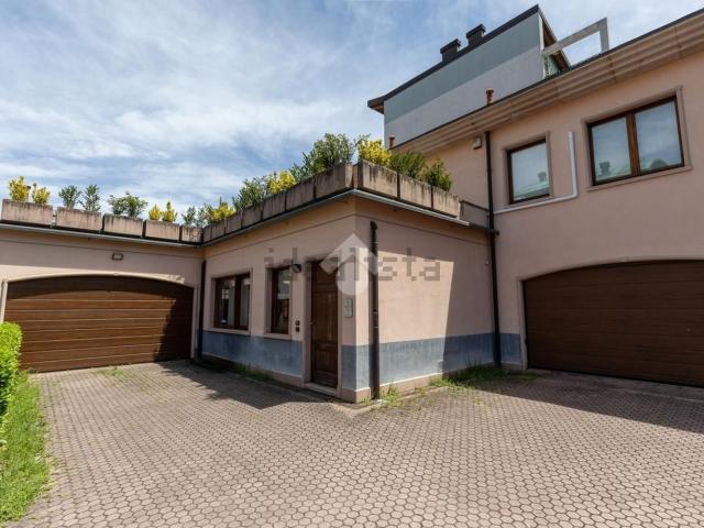 Appartamento in vendita di 203 m² in Via Amilcare Ponchielli, 51