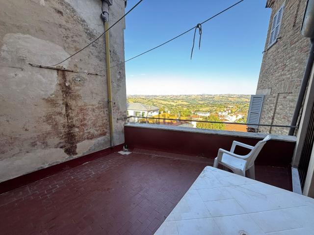 Appartamento in vendita di 203 m² in Via Giuseppe Mazzini