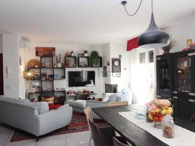 Appartamento in vendita di 203 m² in Via dei Mori