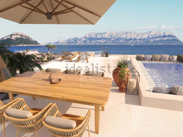 Appartamento in vendita di 203 m² in Via dell&apos Erica