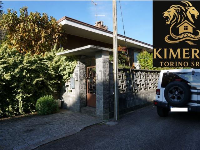 Appartamento in vendita di 203 m² in Via Lagone, 38