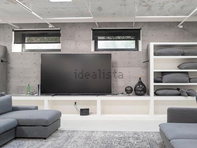 Appartamento in vendita di 203 m² in Viale Trieste, 11