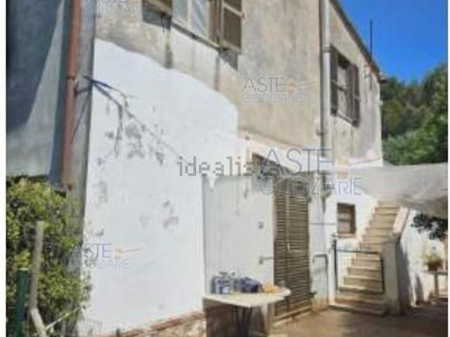 Appartamento in vendita di 203 m² in Località Le Guinzane, 24