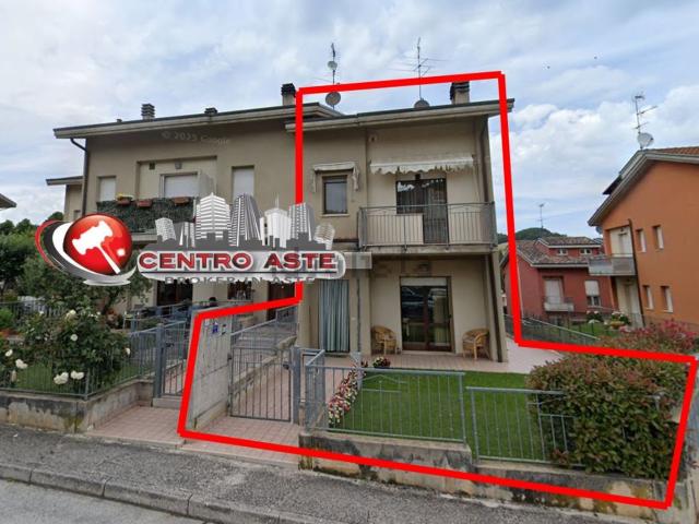 Appartamento in vendita di 204 m² in Via Alcide De Gasperi