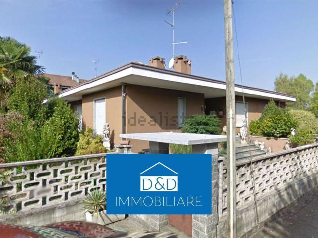 Appartamento in vendita di 204 m² in Via Lagone, 38