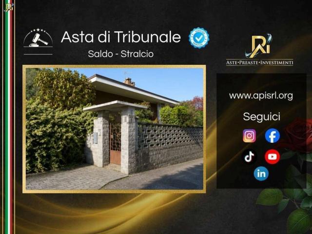 Appartamento in vendita di 204 m² in Via Lagone, 38