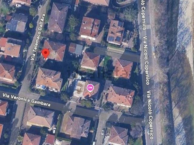 Appartamento in vendita di 204 m² in Via Telemaco Dall&apos Ara