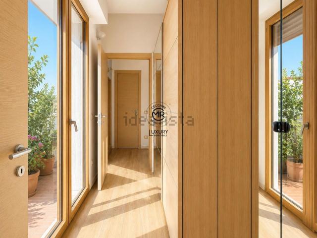 Appartamento in vendita di 204 m² in Via Varesina, 181