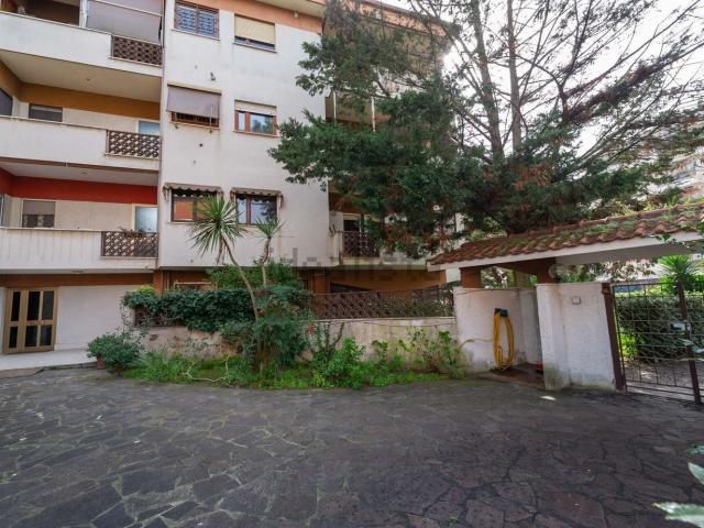 Appartamento in vendita di 204 m² in Viale dei Promontori