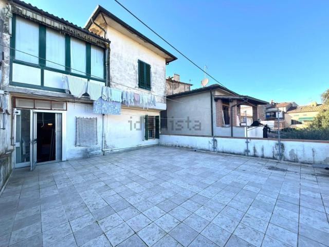 Appartamento in vendita di 204 m² in Viale della Rimembranza, 36