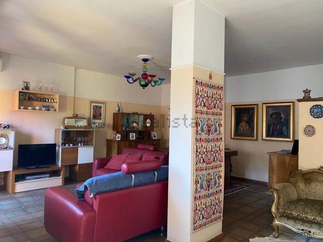 Appartamento in vendita di 205 m²