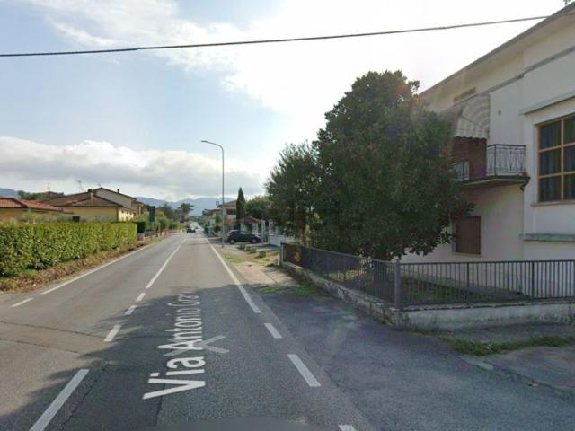 Appartamento in vendita di 205 m² in Via Antonio Gramsci