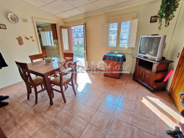 Appartamento in vendita di 205 m² in Via Giuseppe Marini Serra