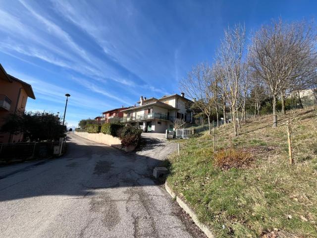 Appartamento in vendita di 205 m² in Via Metauro, 5