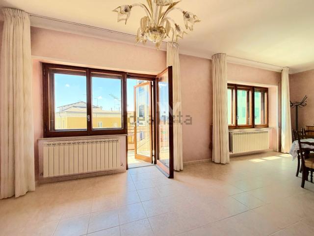 Appartamento in vendita di 205 m² in Corso Giuseppe Mazzini, 112