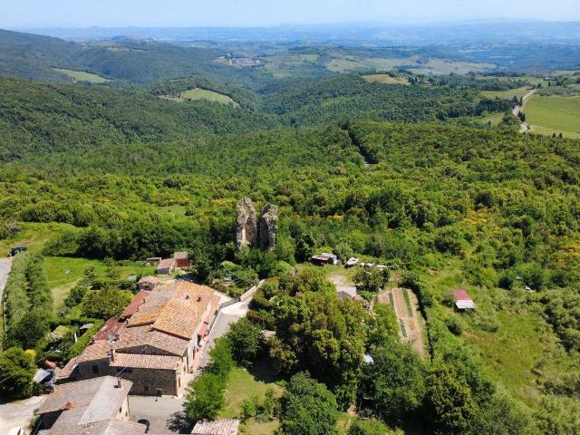 Appartamento in vendita di 205 m² in Località Montemiccioli