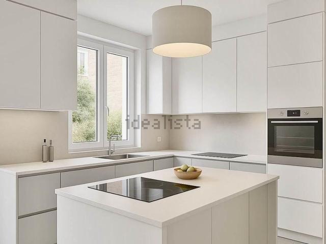 Appartamento in vendita di 205 m² in Piazza Andrea del Sarto, 56122