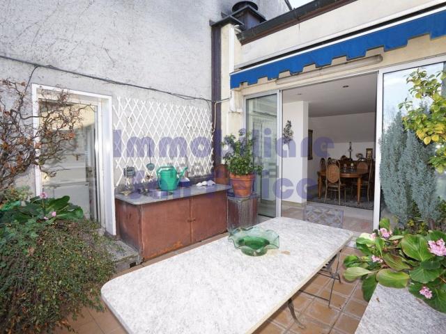 Appartamento in vendita di 205 m² in Strada al Lago